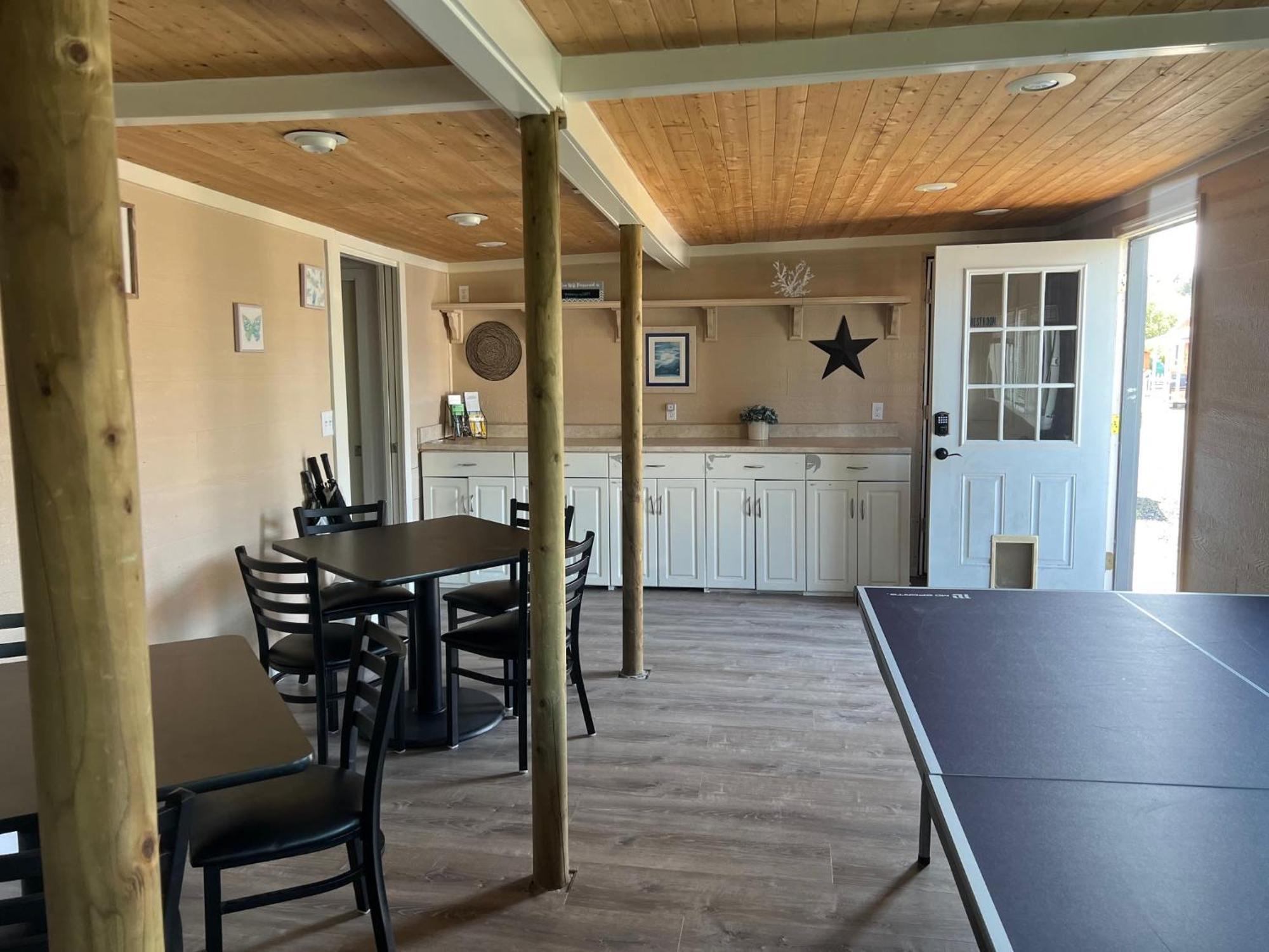 Mermaid Cottage 1-Bedroom Beach Cottage Grayland エクステリア 写真